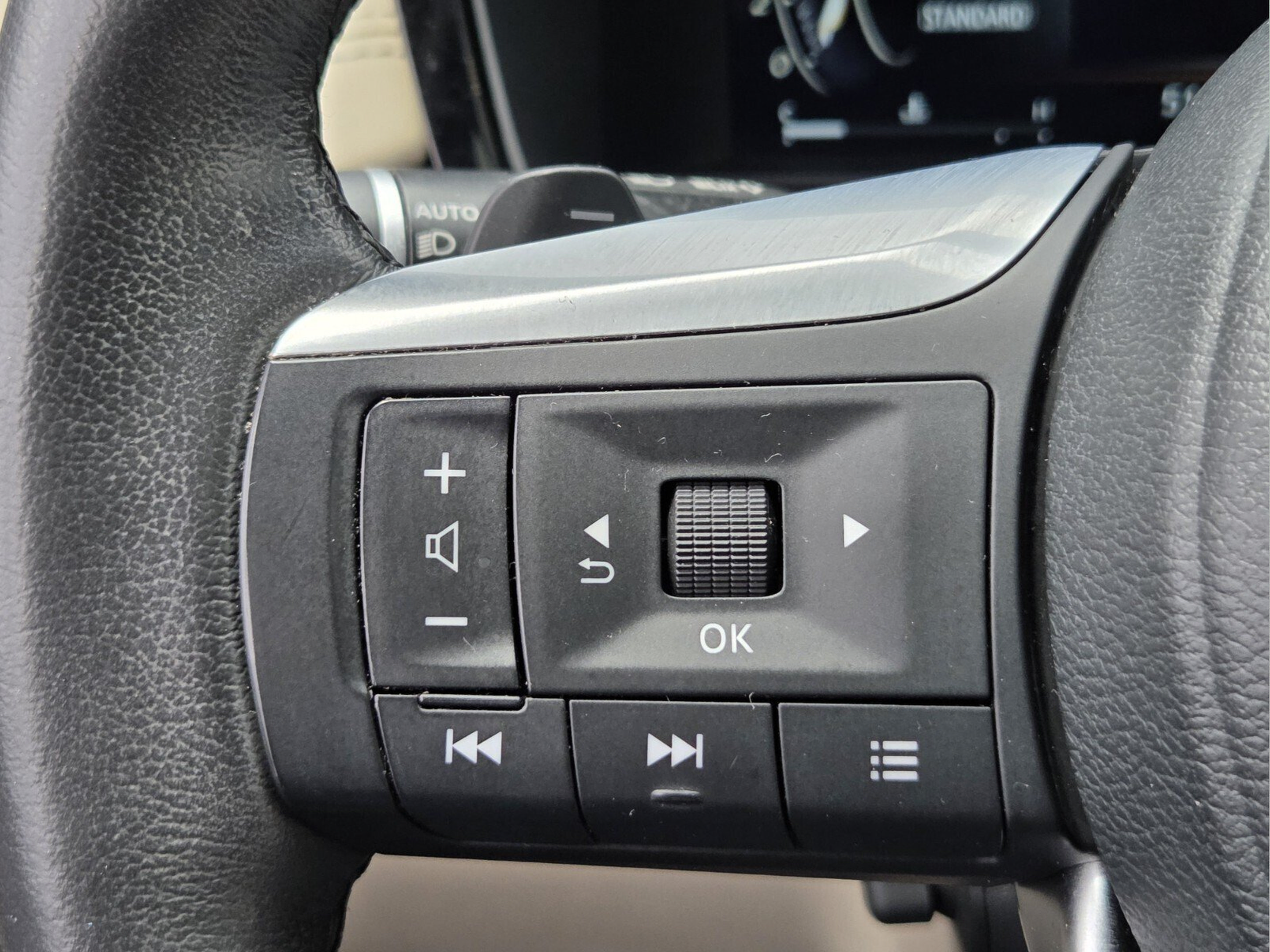 Used 2024 INFINITI QX60 Luxe FWD image 26