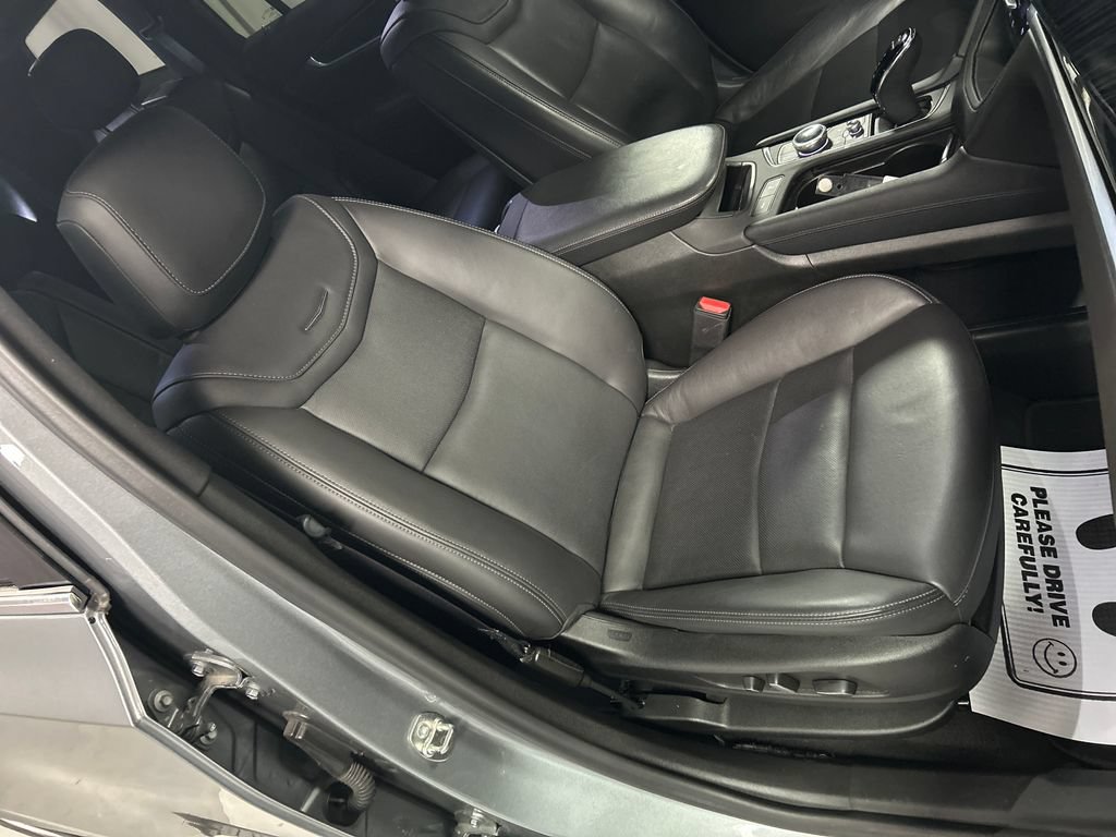 Used 2024 Cadillac XT6 Premium Luxury w/ Technology Package AWD/4WD image 27