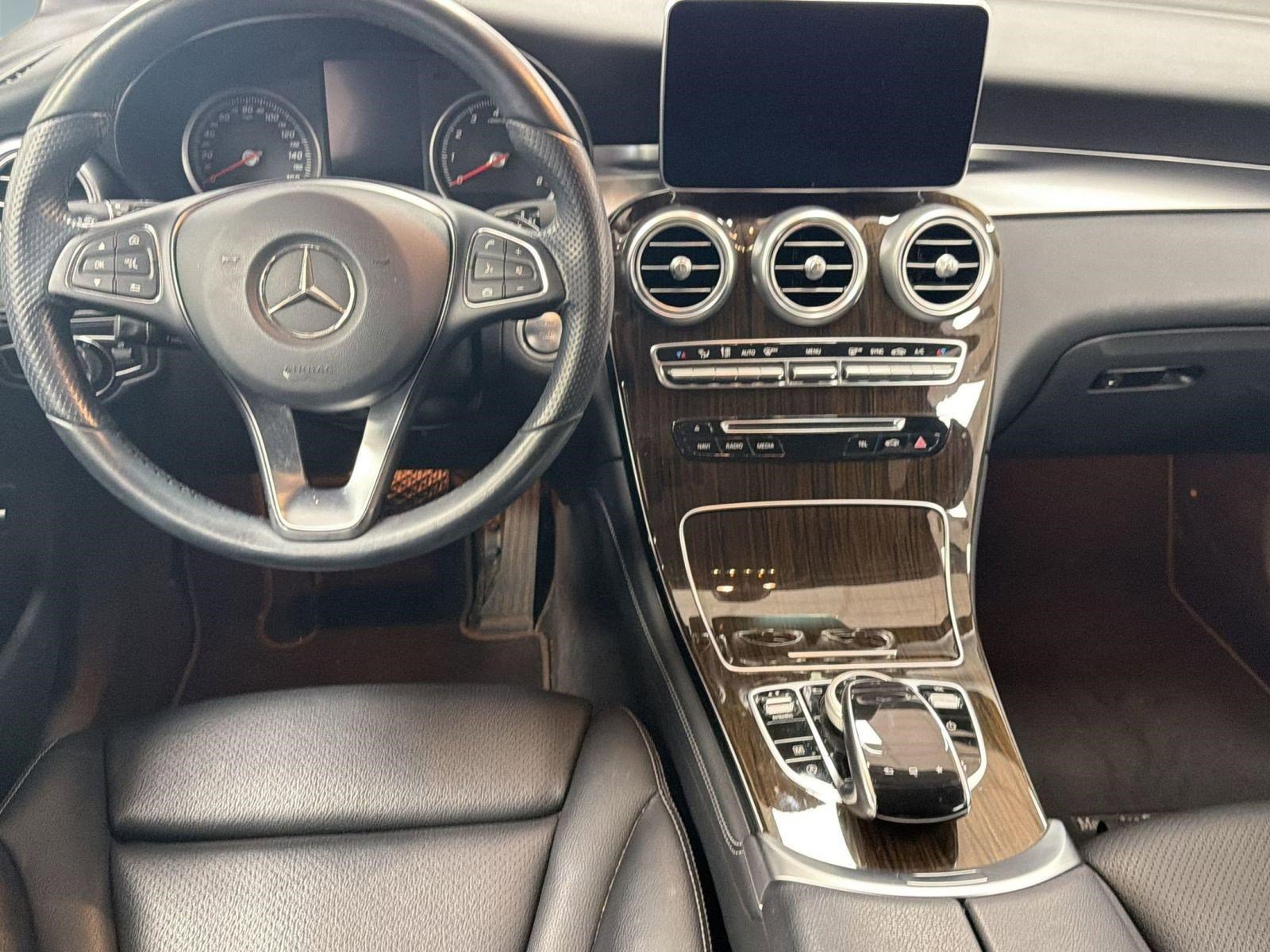 Used 2016 Mercedes-Benz GLC 300 4MATIC image 21