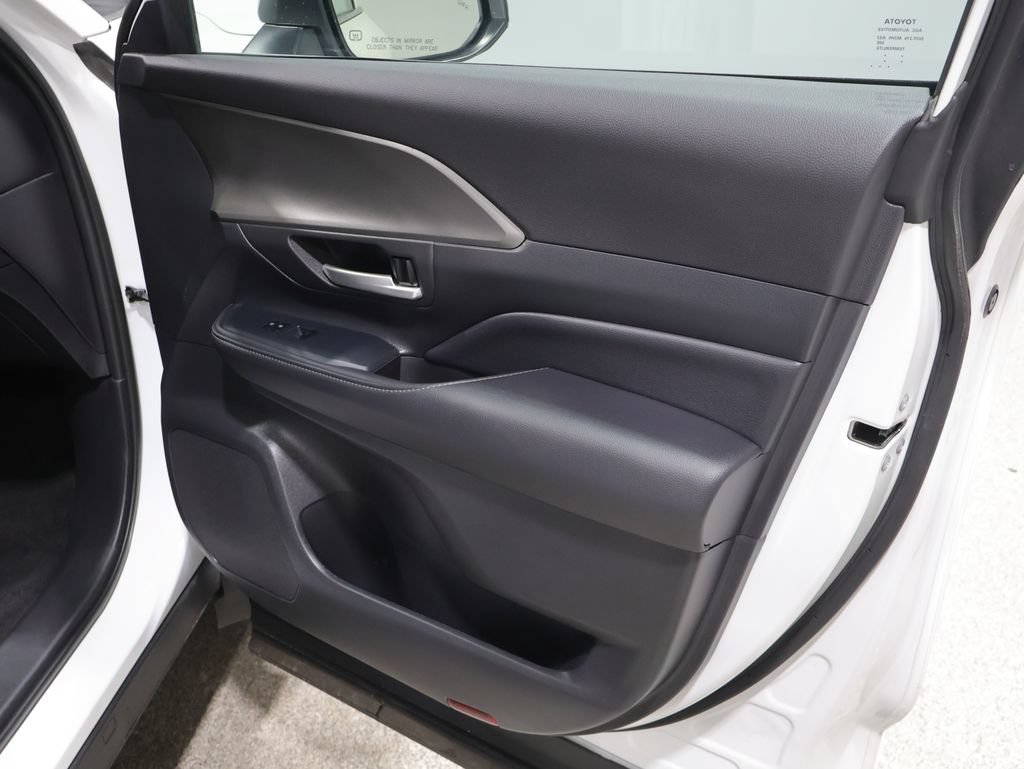 Used 2025 Toyota Grand Highlander AWD image 26