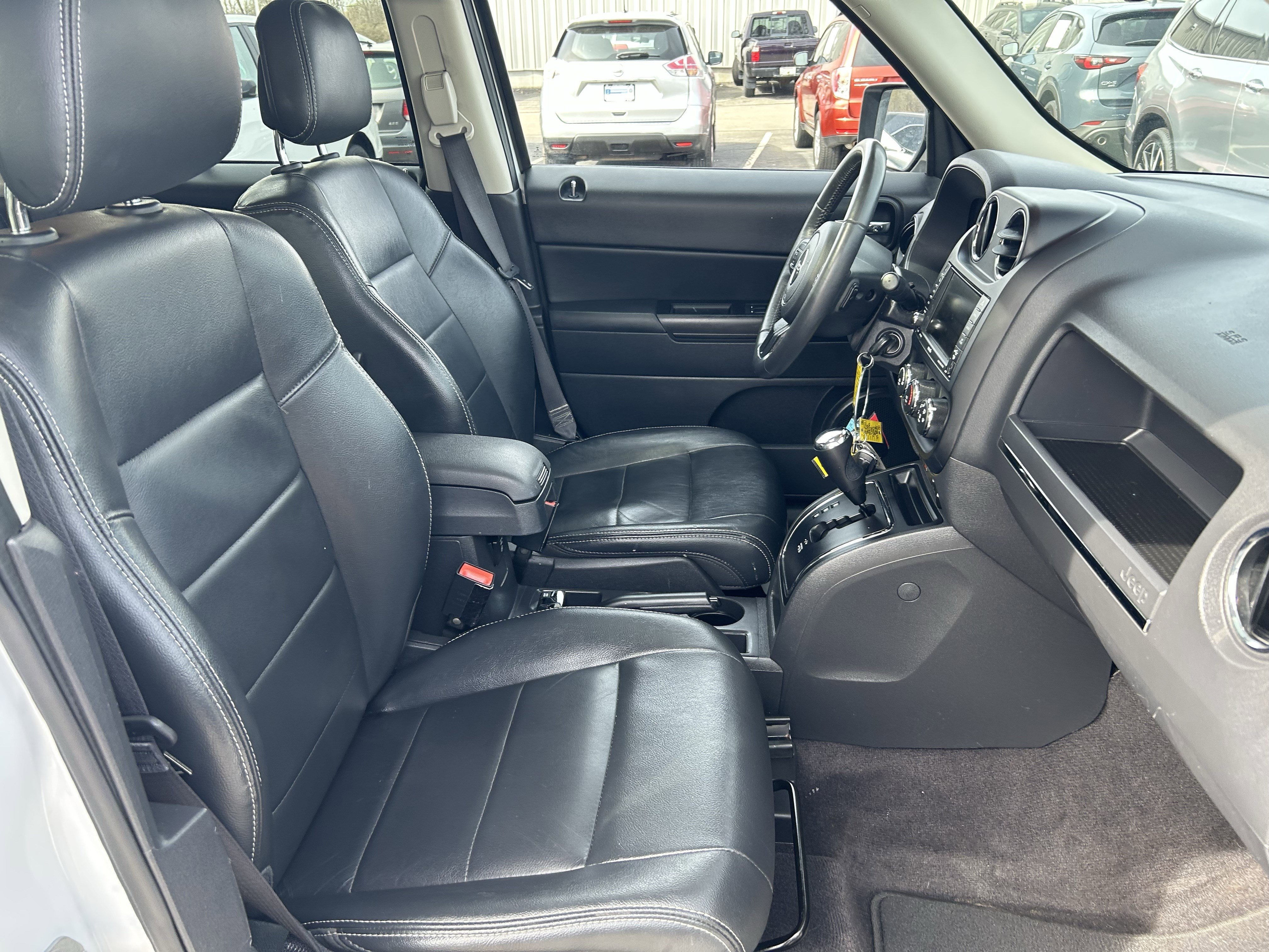 Used 2017 Jeep Patriot High Altitude image 24