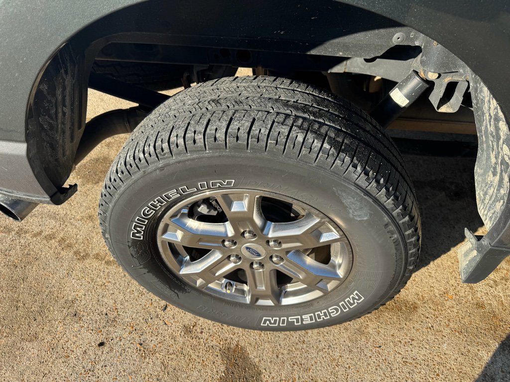 Used 2021 Ford F150 XLT w/ Equipment Group 302A High image 12