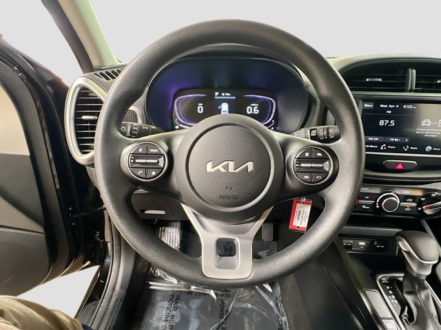 Certified 2025 Kia Soul LX w/ LX Technology Package image 11