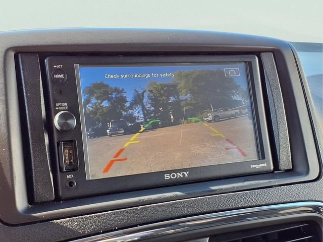 Used 2016 Dodge Grand Caravan SXT w/ Rear Park Assist Package FWD image 7