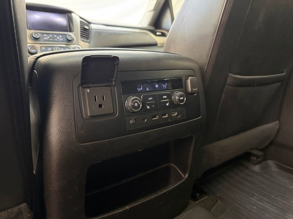 Used 2018 GMC Yukon Denali w/ Denali Ultimate Package image 19