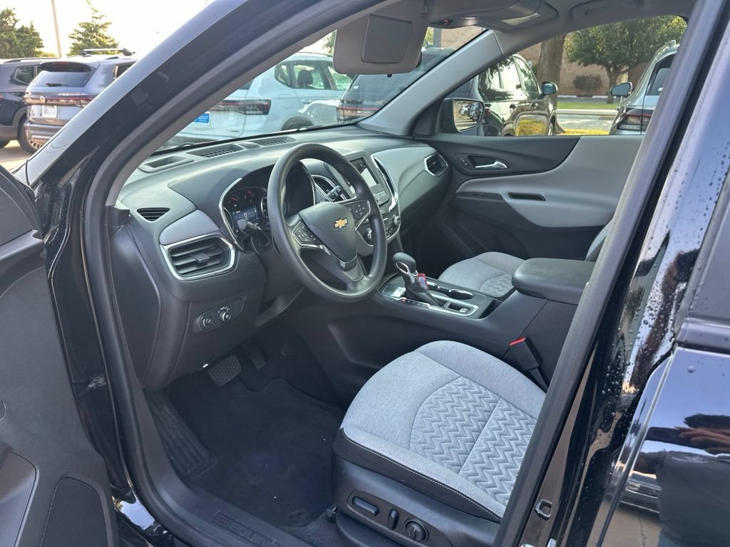 Used 2024 Chevrolet Equinox LS w/ LS Convenience Package FWD image 17
