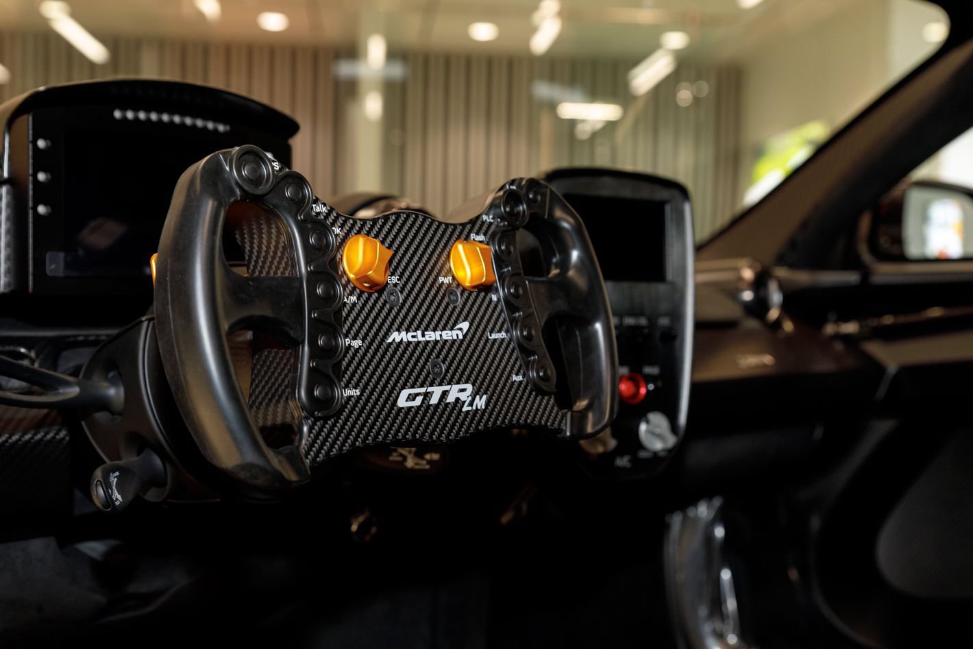 Used 2020 McLaren Senna RWD image 72
