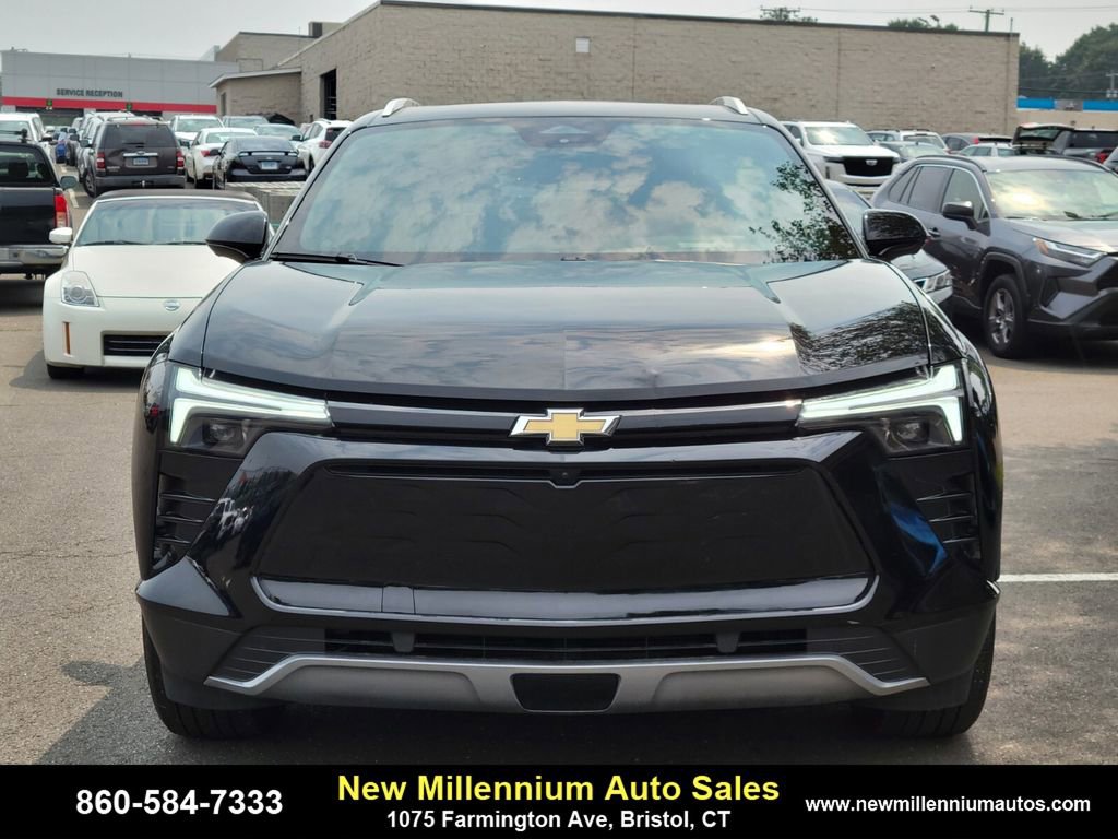 Used 2024 Chevrolet Blazer EV LT image 8