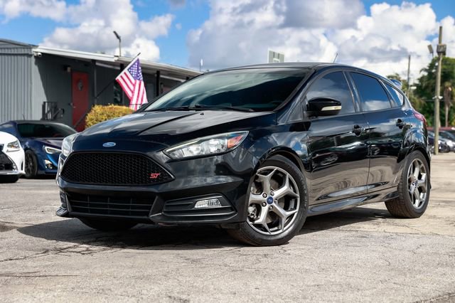 Used 2017 Ford Focus ST