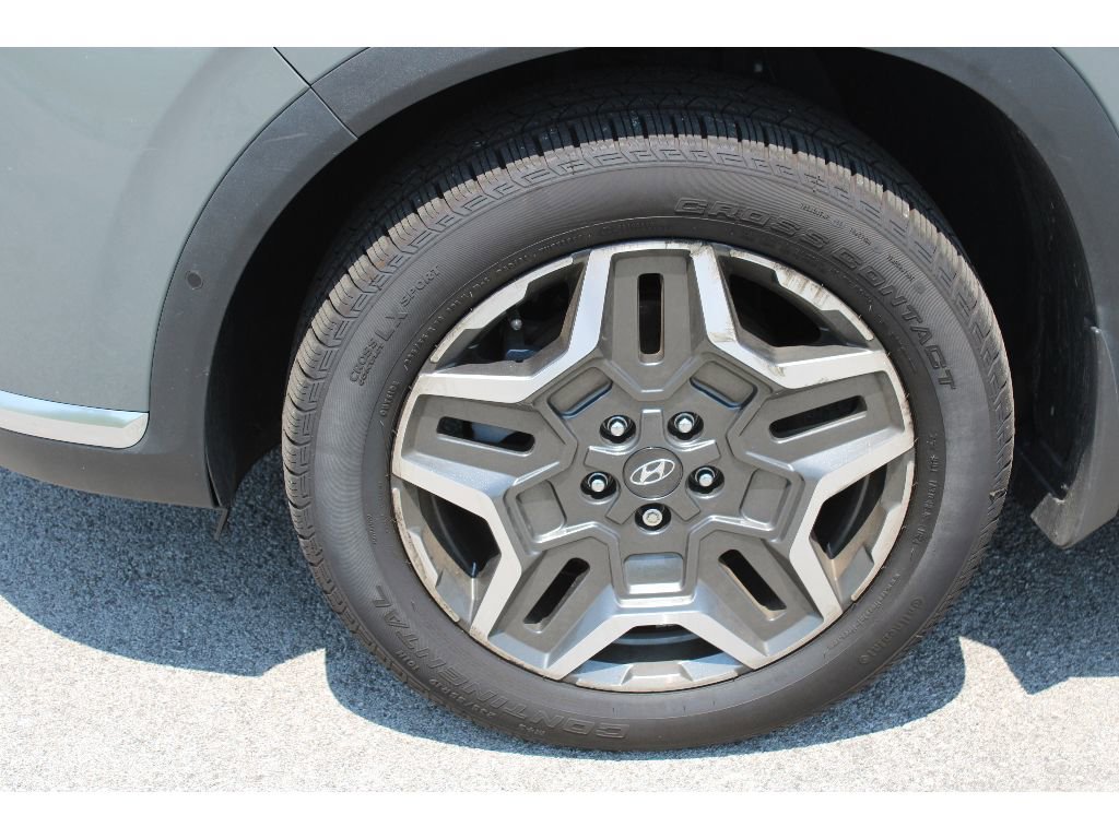 Used 2023 Hyundai Santa Fe Limited image 9