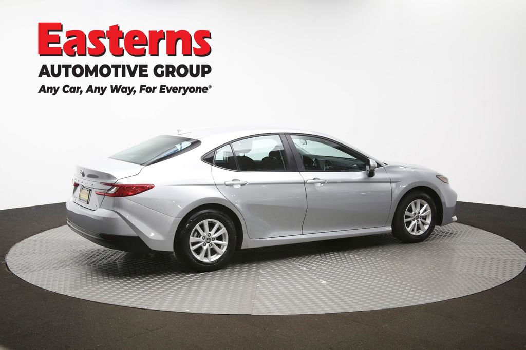 Used 2025 Toyota Camry LE image 43