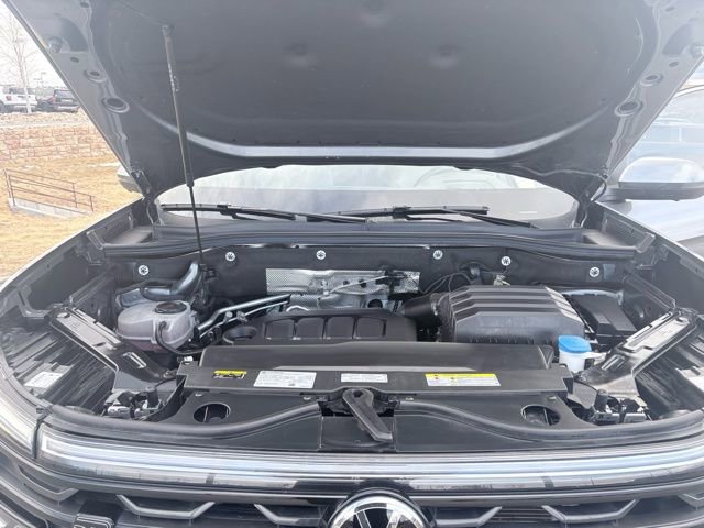 Used 2024 Volkswagen Atlas SEL Premium R-Line image 31