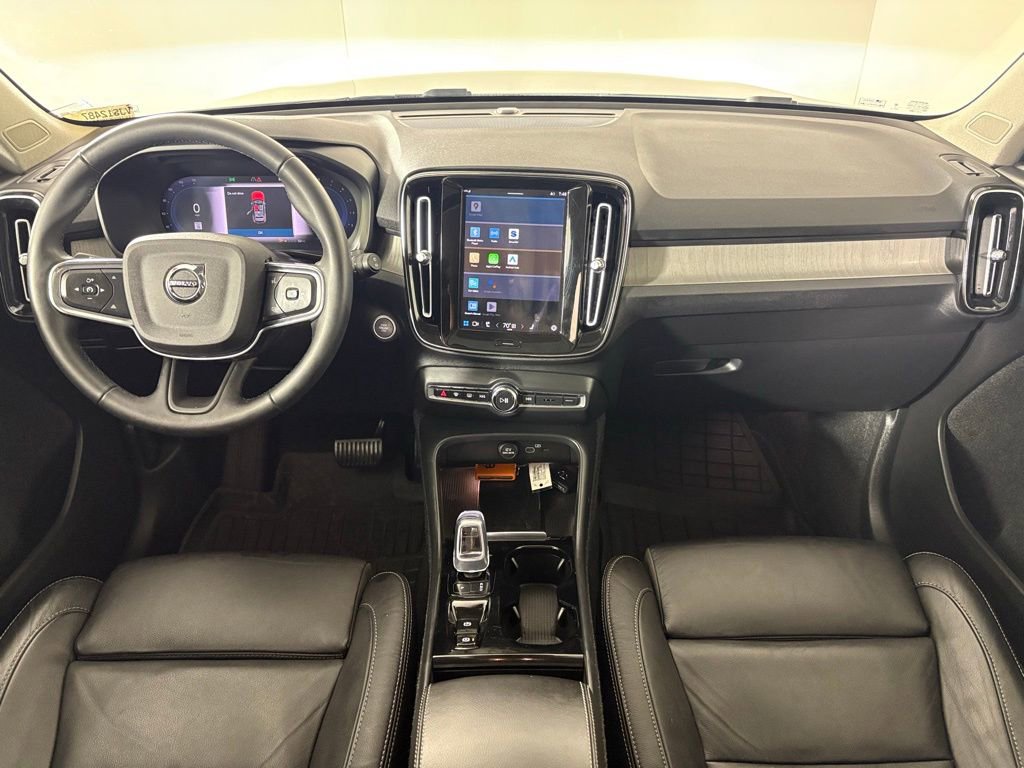 Used 2023 Volvo XC40 B5 Plus w/ Driver Assist Package image 38