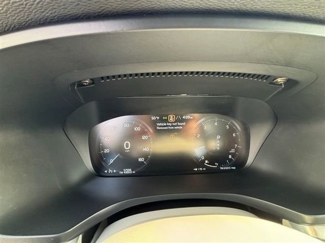 Used 2020 Volvo S60 T6 Momentum w/ Protection Package image 12