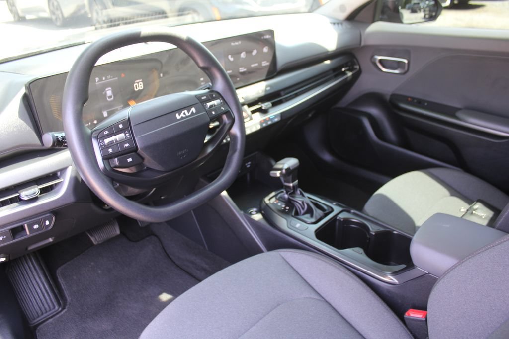 Certified 2025 Kia K4 FWD image 21