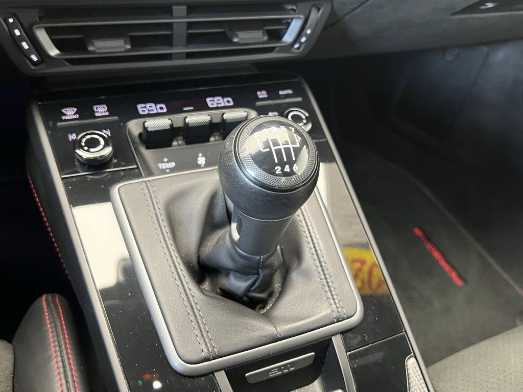 Certified 2022 Porsche 911 Carrera GTS RWD image 11