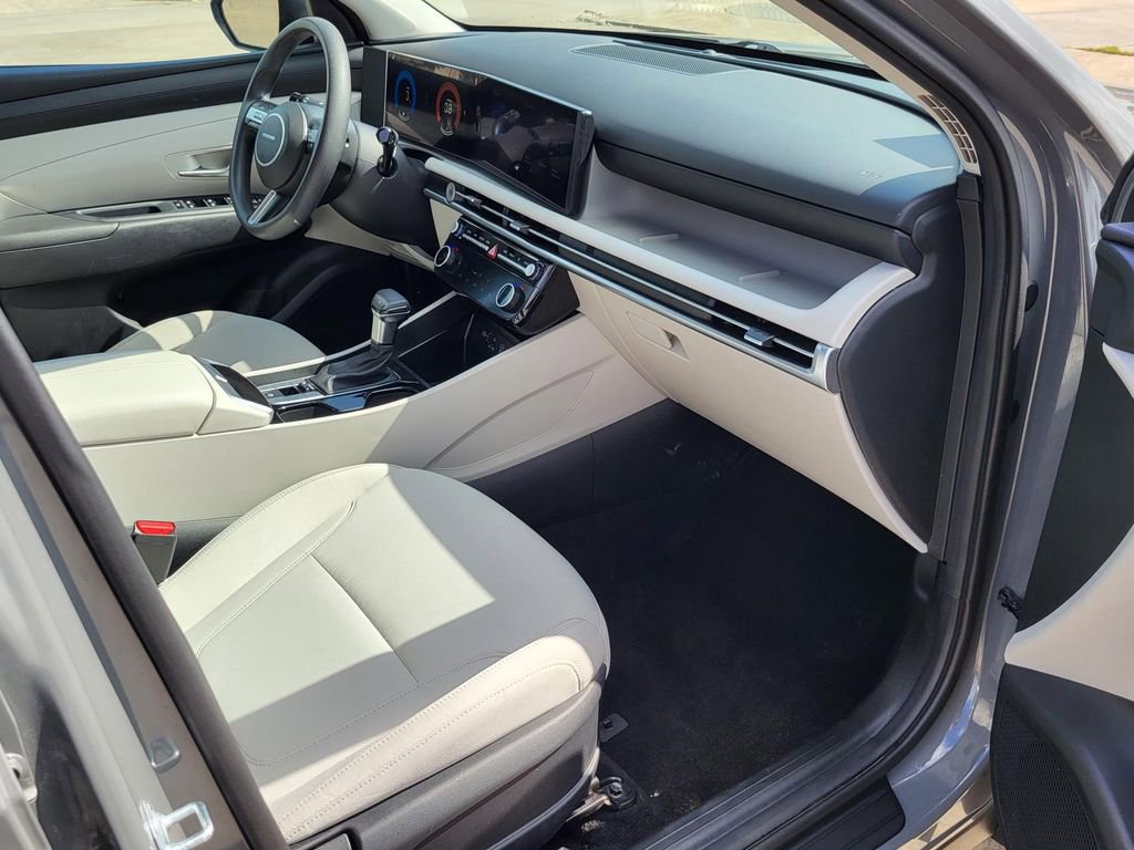 Used 2025 Hyundai Tucson SEL image 9