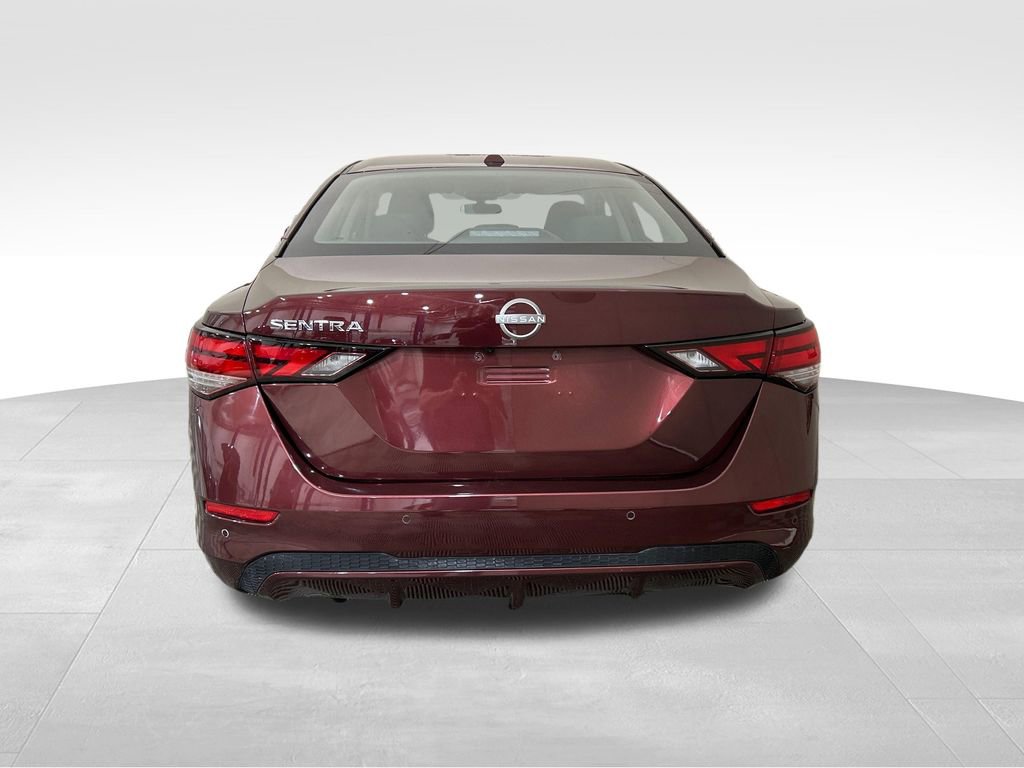 Used 2025 Nissan Sentra SV image 4