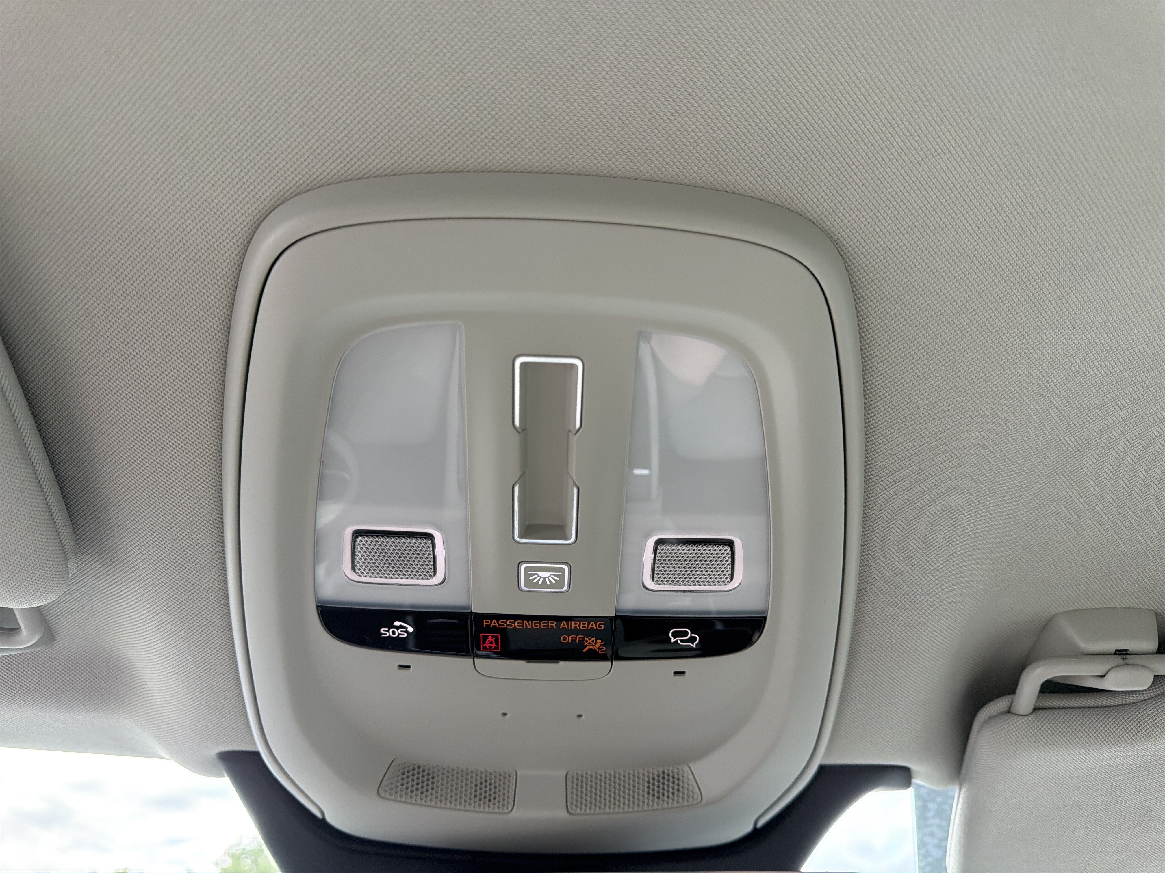 Certified 2023 Volvo XC90 B6 Core AWD/4WD image 29