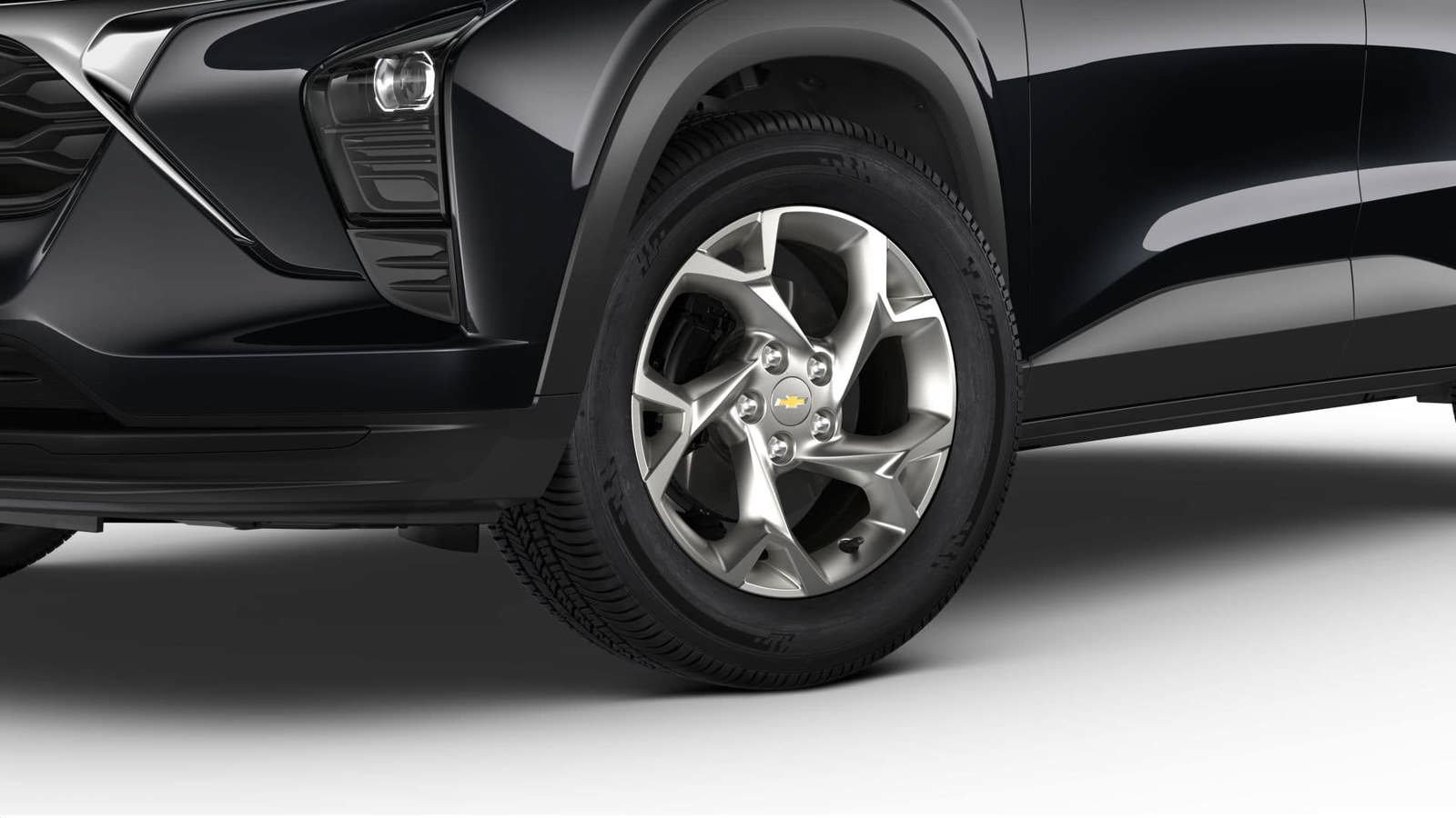 New 2026 Chevrolet Trax LS w/ LS Convenience Package FWD image 4
