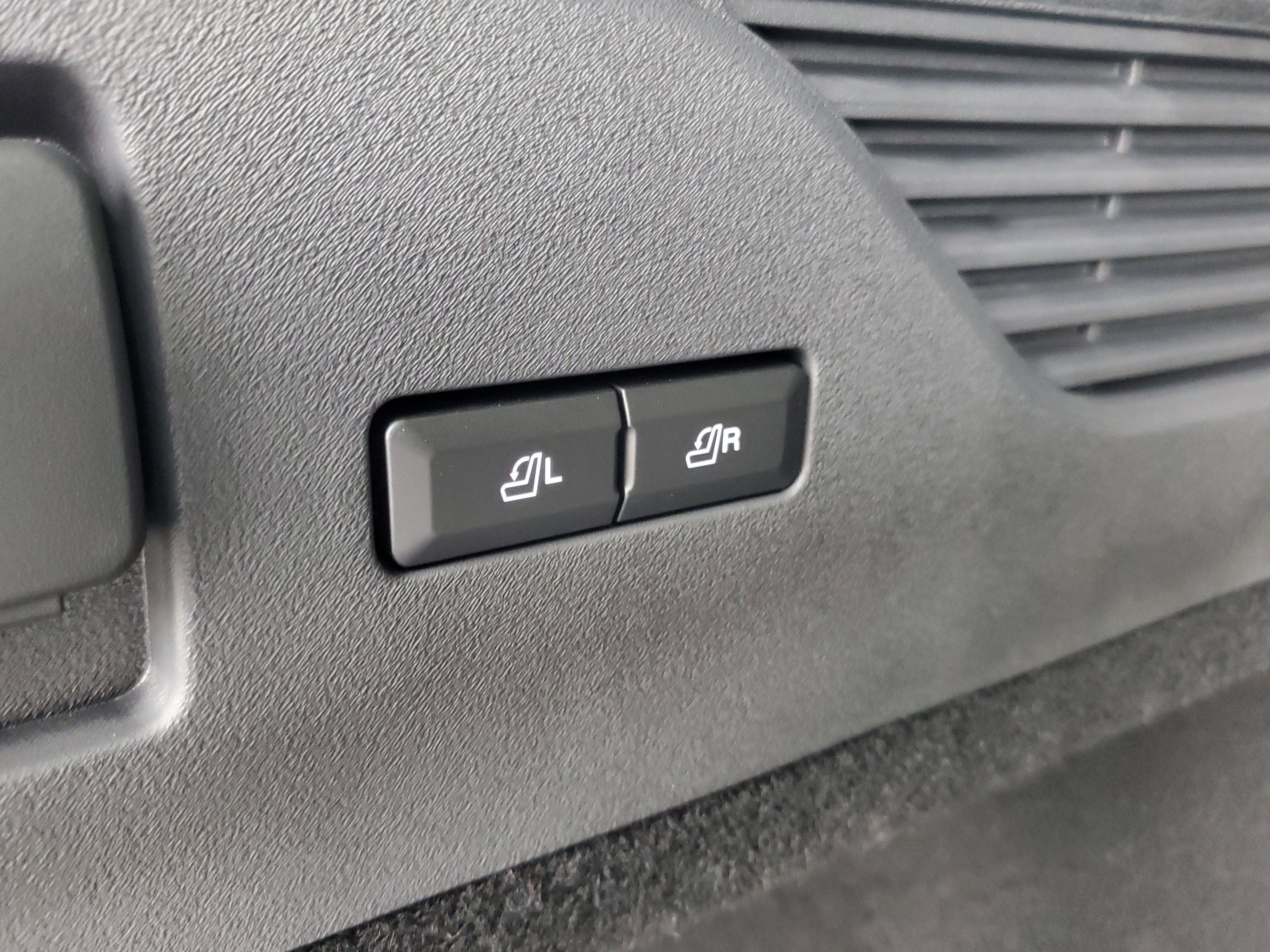 New 2026 Lincoln Nautilus Reserve w/ Jet Appearance Package image 31