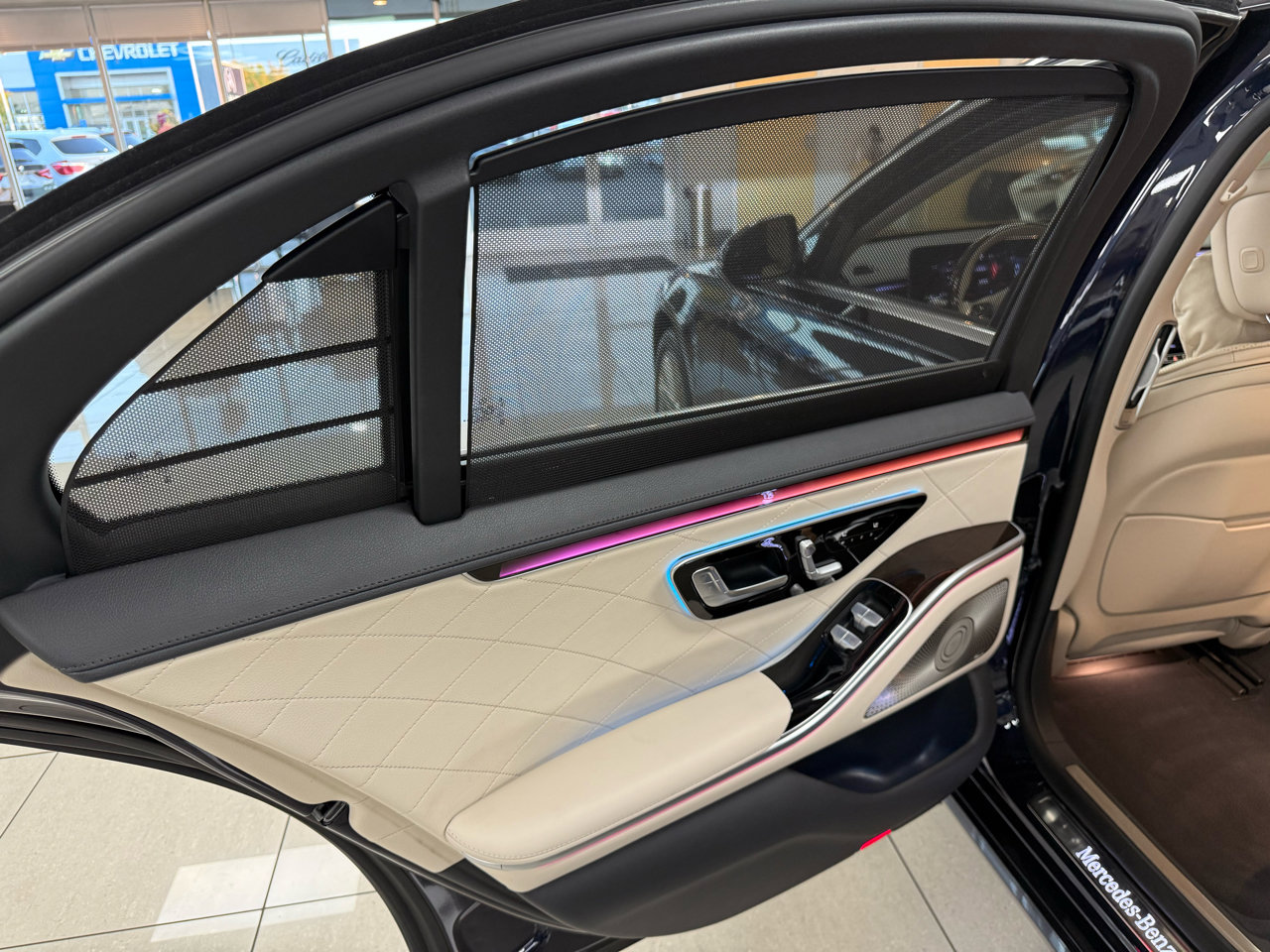 Used 2022 Mercedes-Benz S 580 4MATIC Sedan image 11