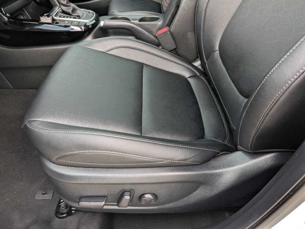 Certified 2025 Kia Seltos EX w/ EX Sunroof Package AWD/4WD image 21