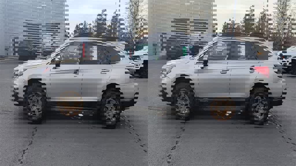 Used 2018 Subaru Outback 3.6R Limited image 5