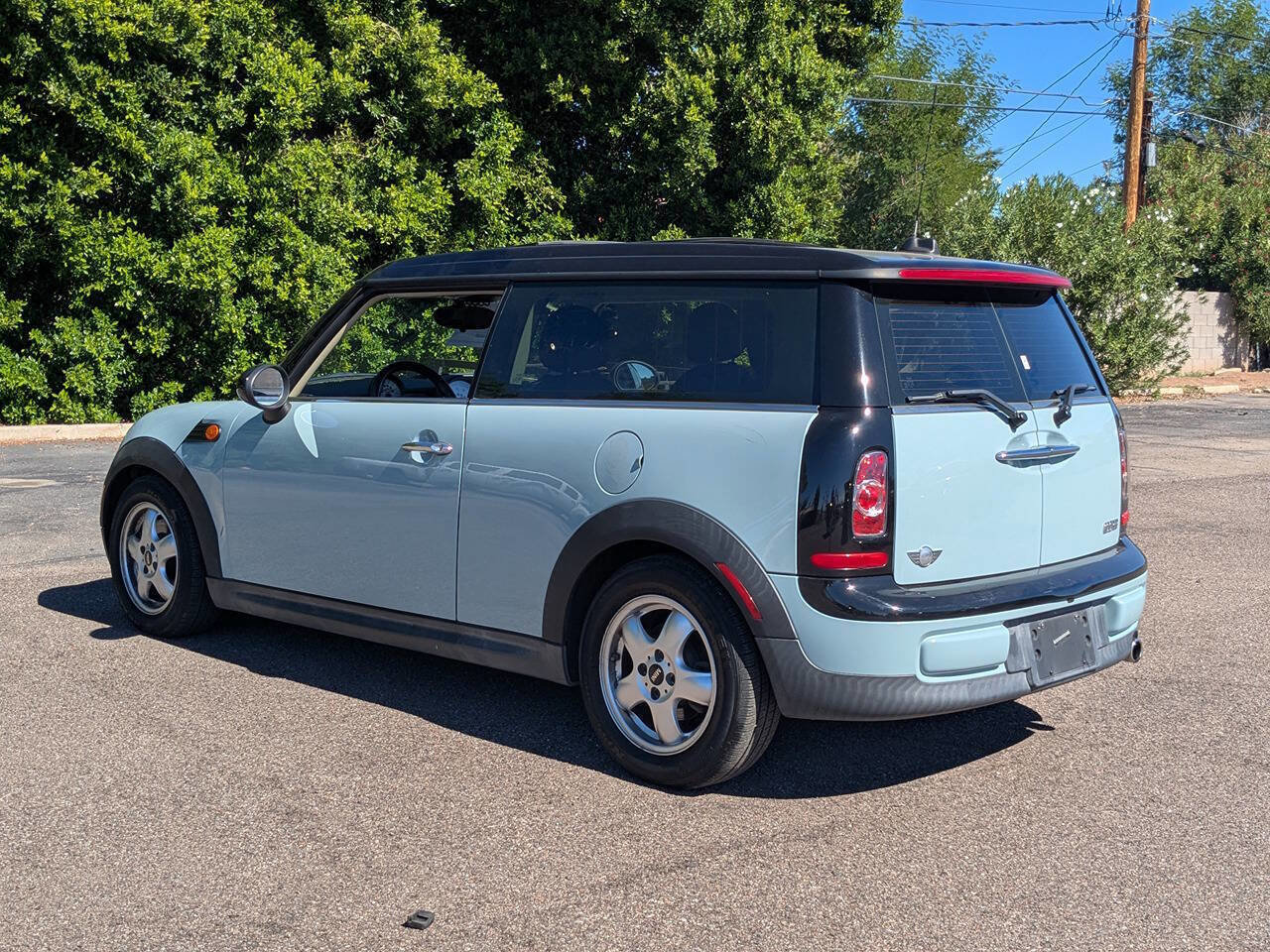 Used 2011 MINI Cooper Clubman w/ Premium Pkg image 5