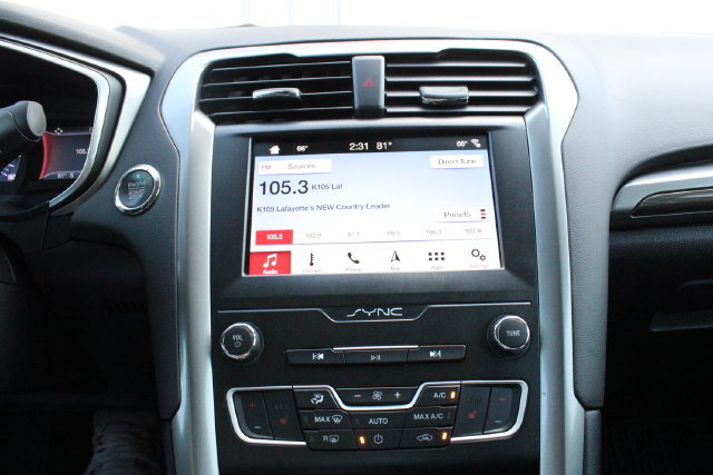 Used 2019 Ford Fusion SEL FWD image 15