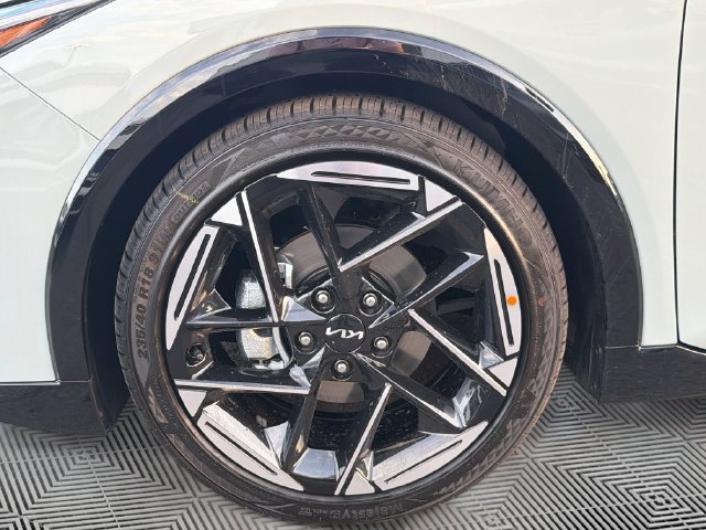 New 2026 Kia K4 GT-Line FWD image 30