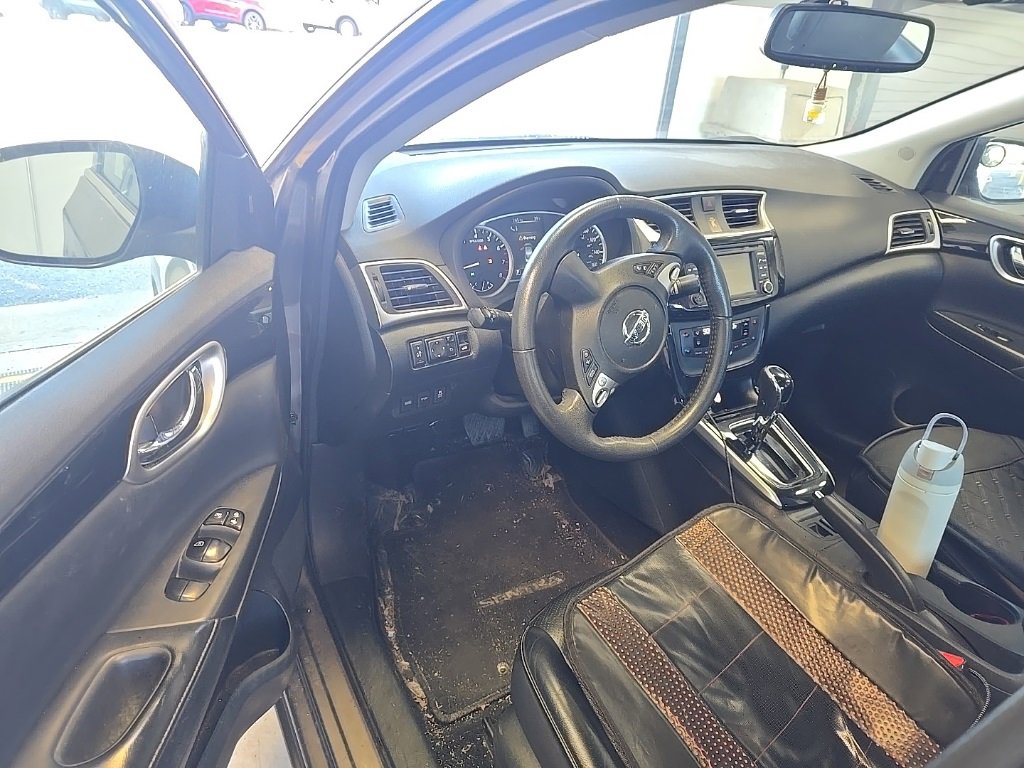 Used 2017 Nissan Sentra SL w/ SL Premium Technology Package image 7