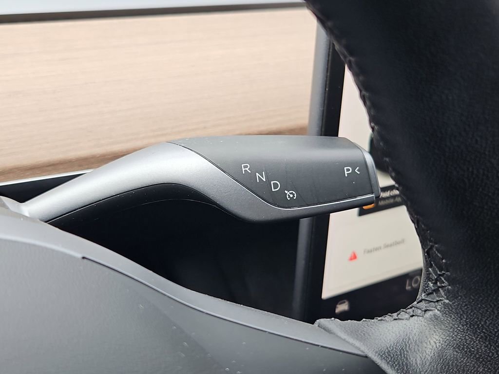 Used 2021 Tesla Model 3 Performance image 27