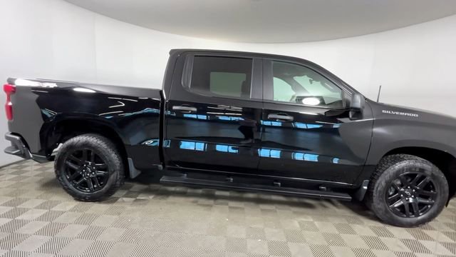 Used 2024 Chevrolet Silverado 1500 Custom AWD/4WD image 3