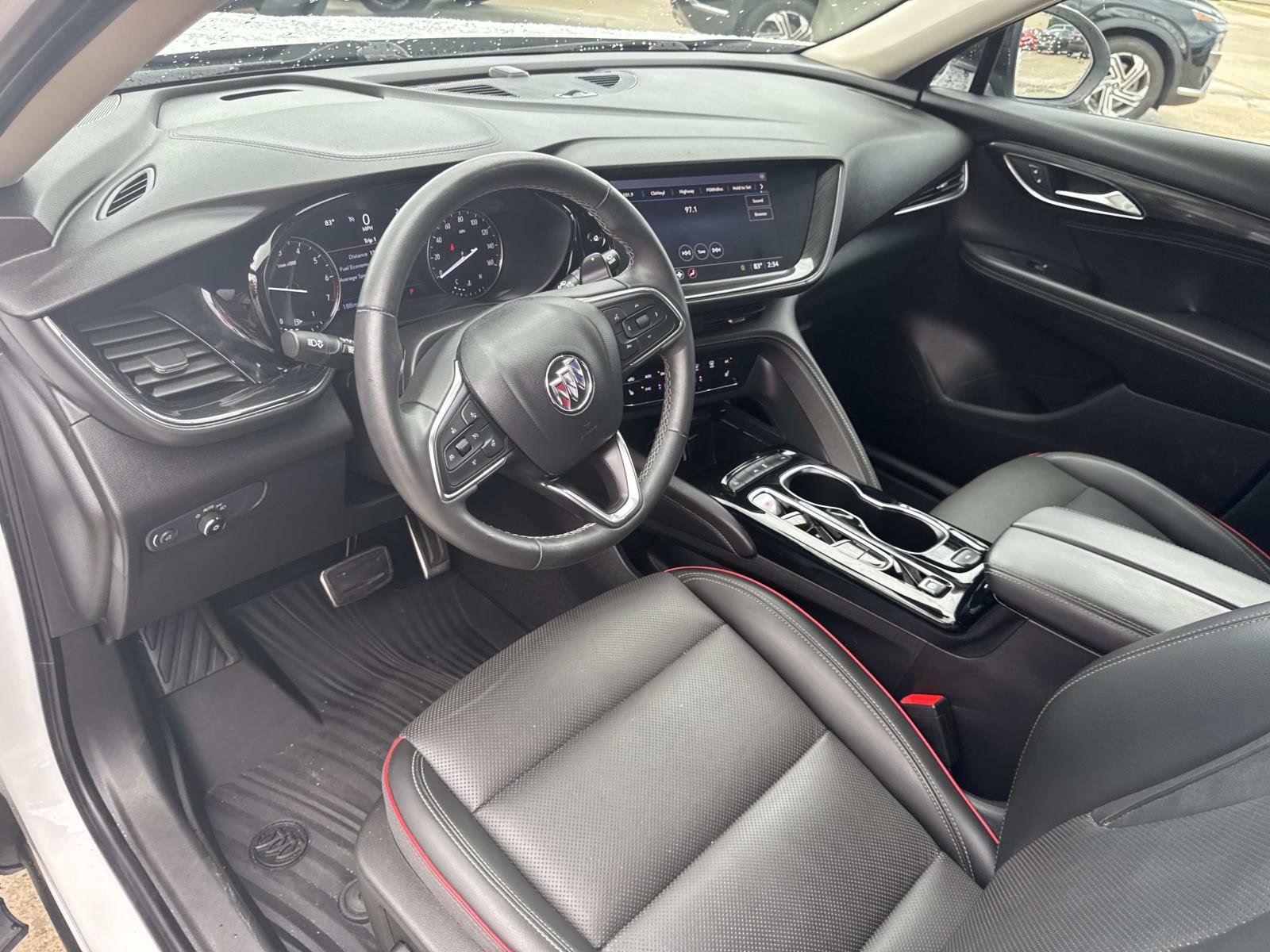 Used 2022 Buick Envision Essence w/ Sport Touring Package image 17