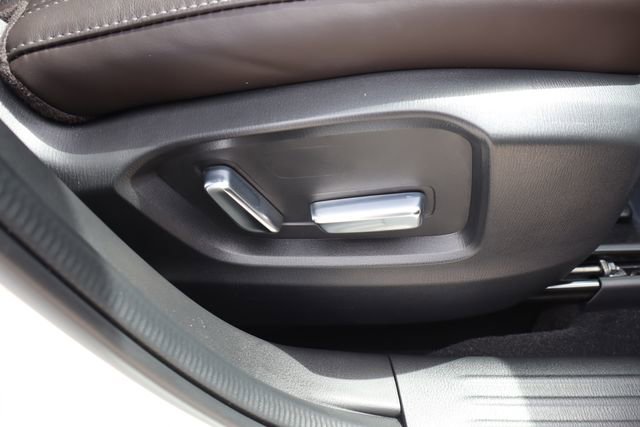 Used 2025 MAZDA CX-5 Signature AWD/4WD image 16