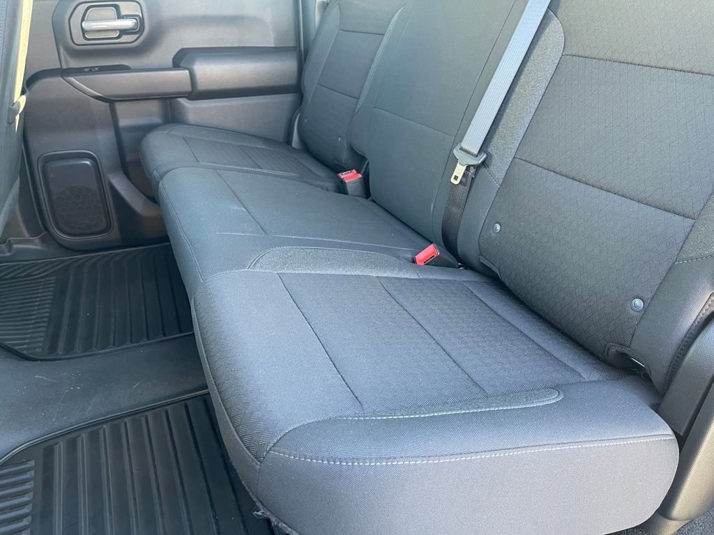 Certified 2025 Chevrolet Silverado 2500 Custom w/ Custom Value Package image 16