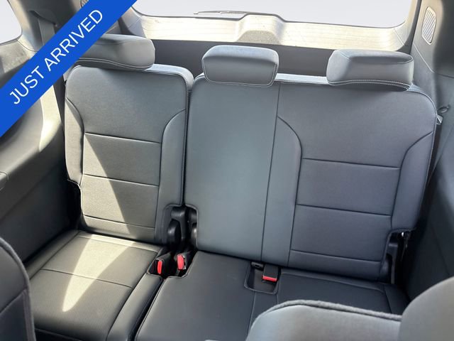 New 2026 Chevrolet Traverse LT w/ Driver Confidence Package FWD image 23