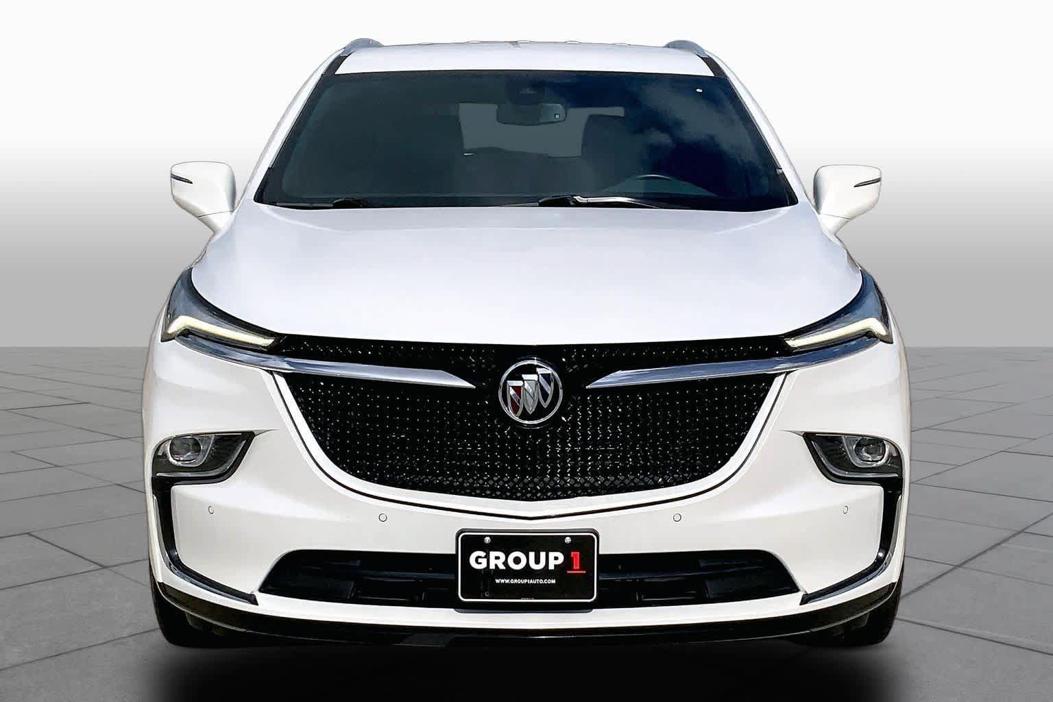 Certified 2022 Buick Enclave Essence w/ Sport Touring Edition FWD image 4