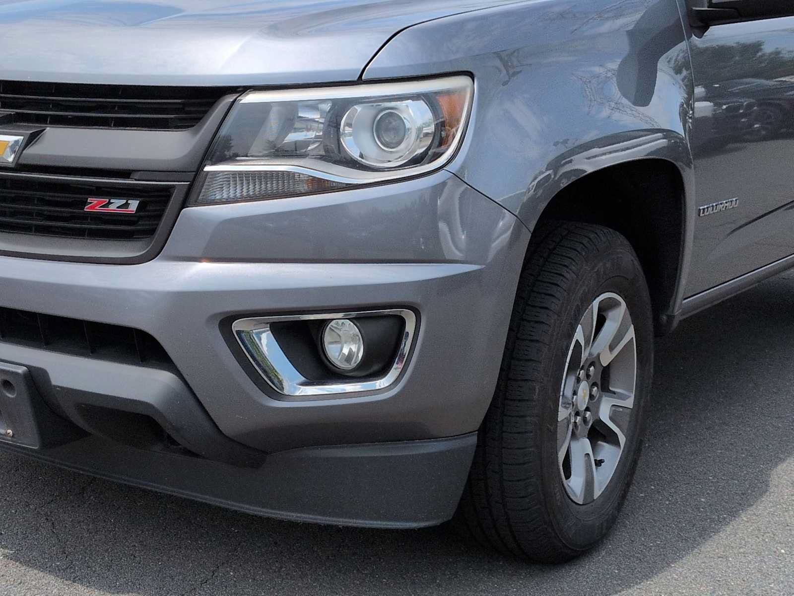 Used 2018 Chevrolet Colorado Z71 AWD/4WD image 11
