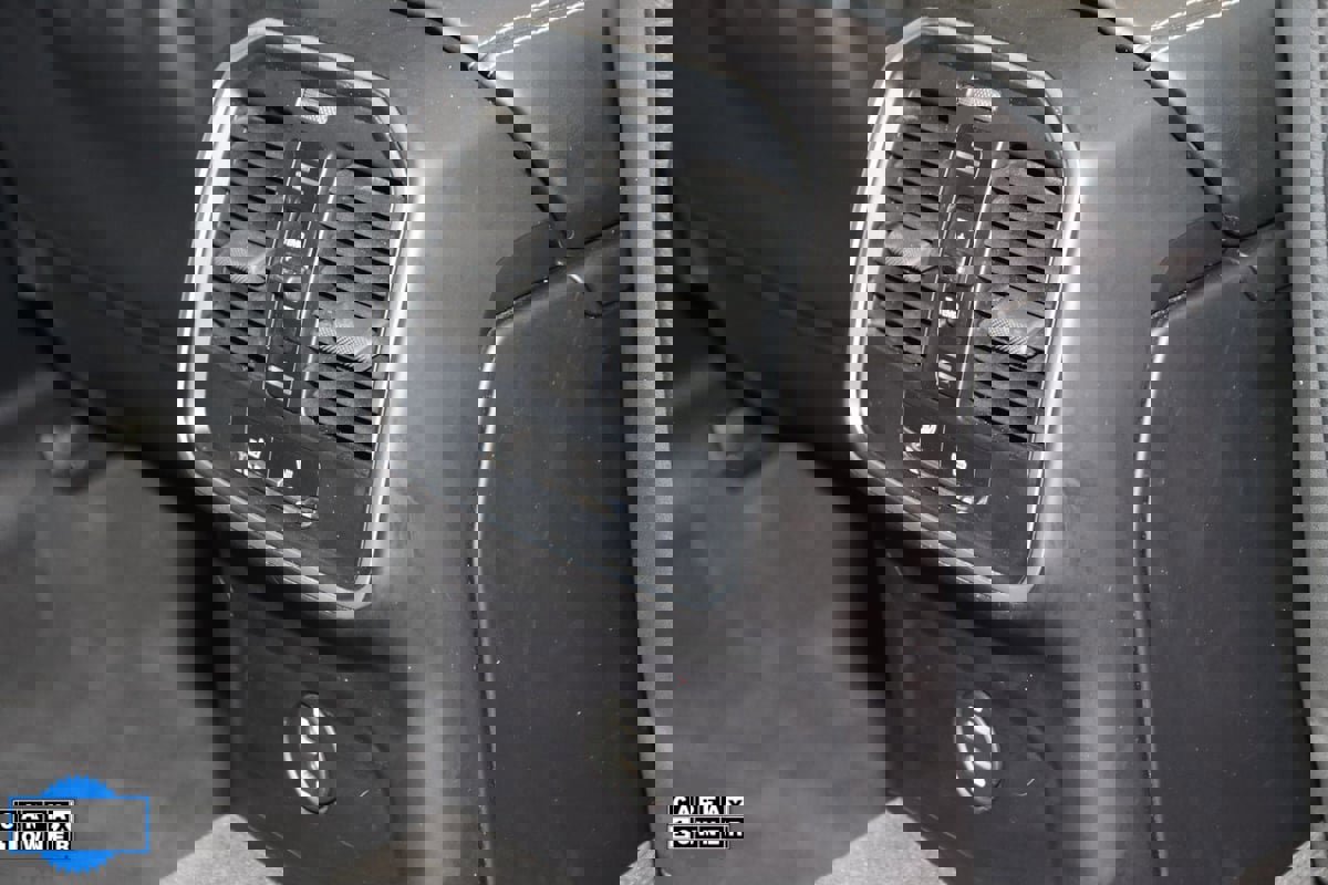 Used 2022 Porsche Macan image 14