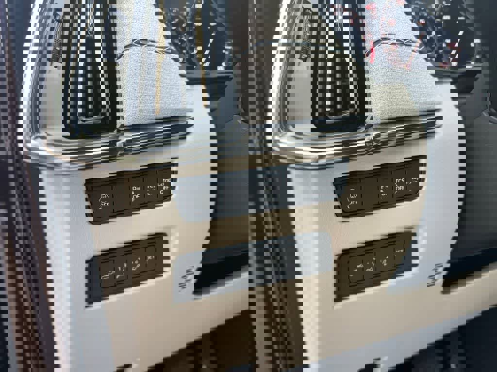 Used 2024 MAZDA CX-90 3.3 Turbo S w/ Premium Plus image 17