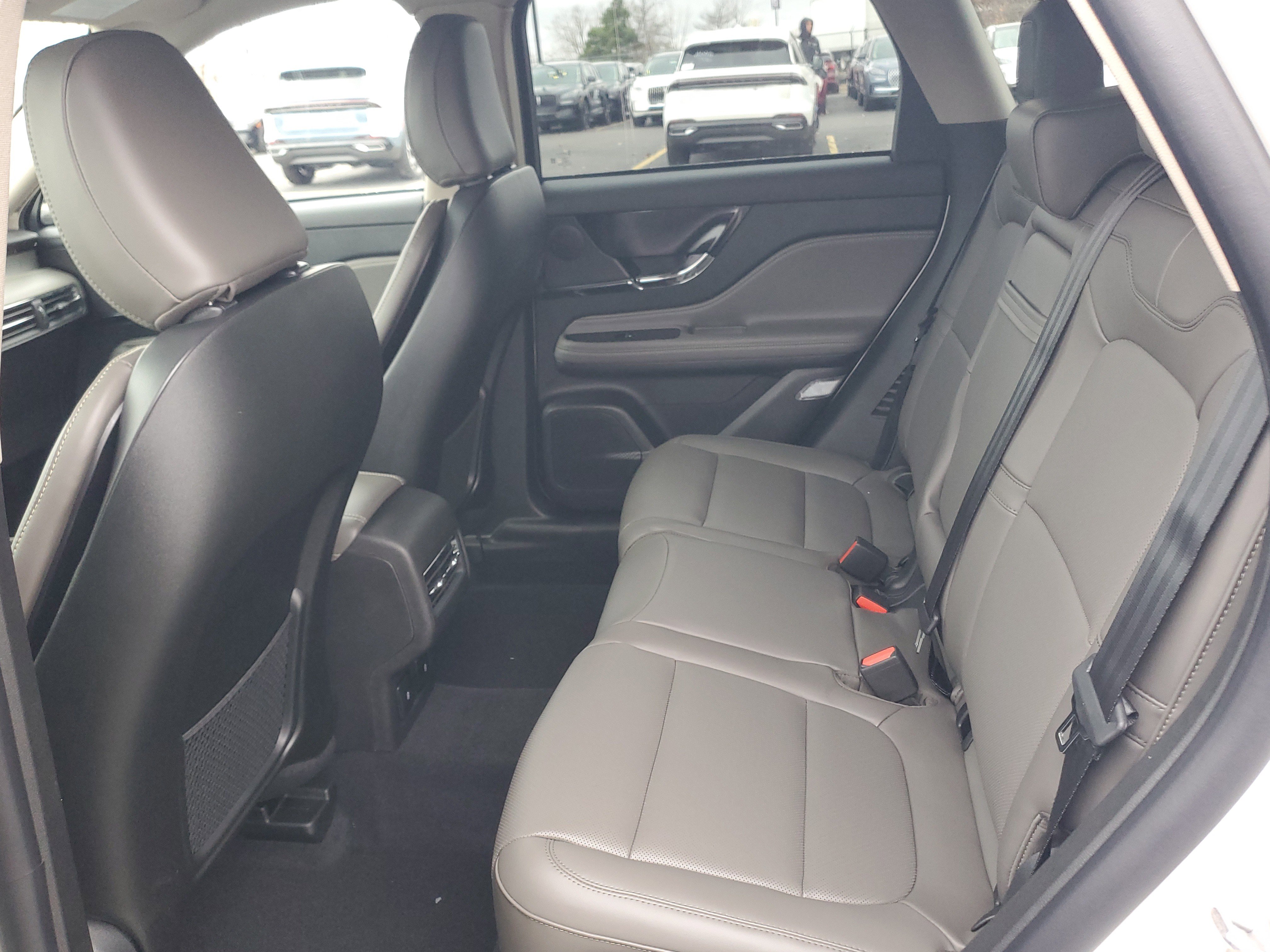 New 2026 Lincoln Corsair Premiere image 25