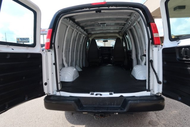 Used 2021 Chevrolet Express 2500 Extended RWD image 7