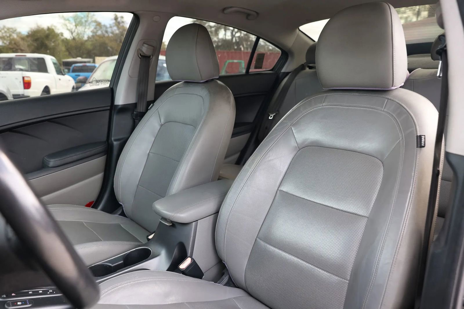 Used 2014 Kia Forte EX w/ Premium Package image 12