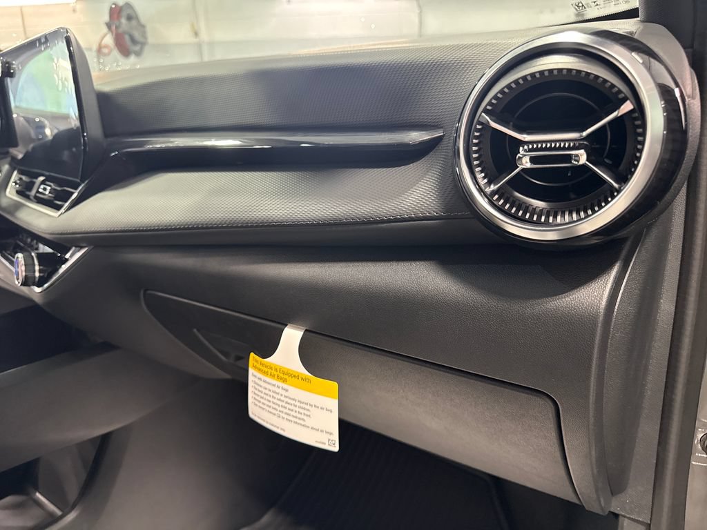 New 2026 Chevrolet Equinox LT w/ Safety and Technology Package AWD/4WD image 36