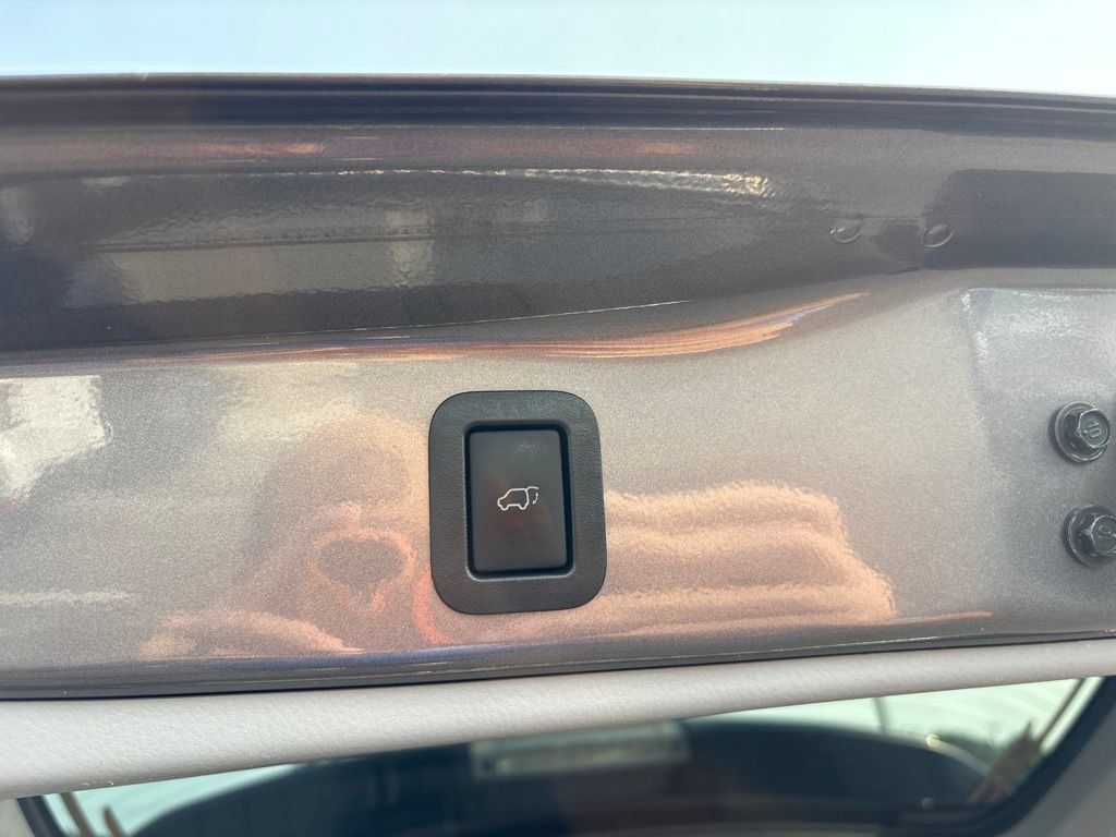 Used 2018 Toyota Highlander XLE AWD/4WD image 26