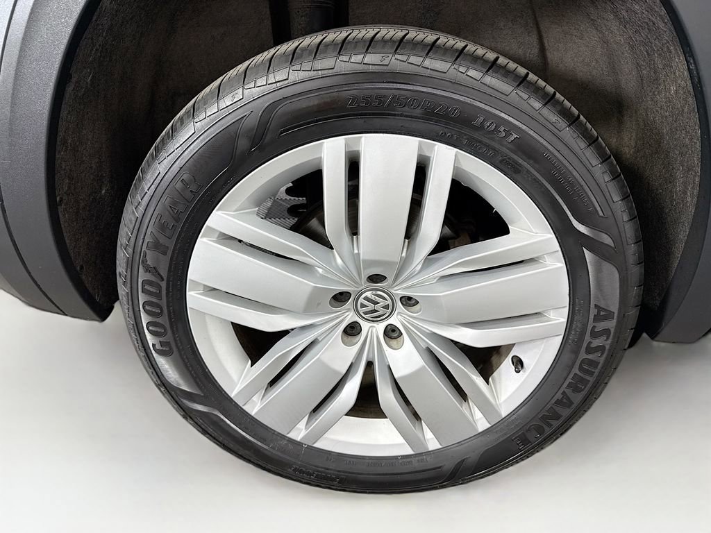 Used 2019 Volkswagen Atlas SE w/ Towing Package image 32