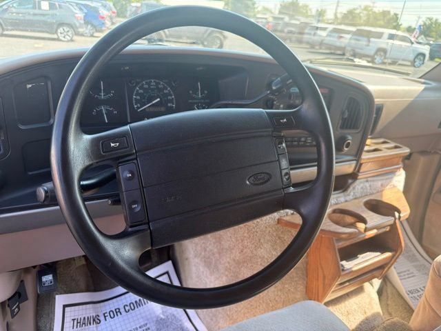 Used 1995 Ford E-150 and Econoline 150 RWD image 11
