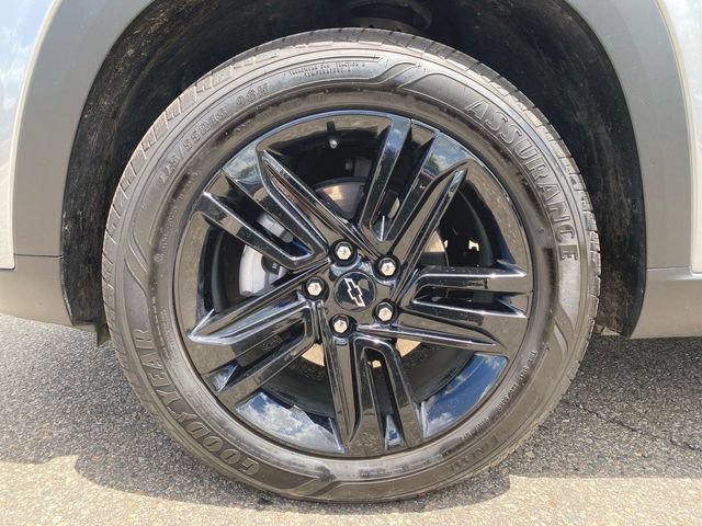 Used 2025 Chevrolet Trax ACTIV w/ Driver Confidence Package FWD image 31